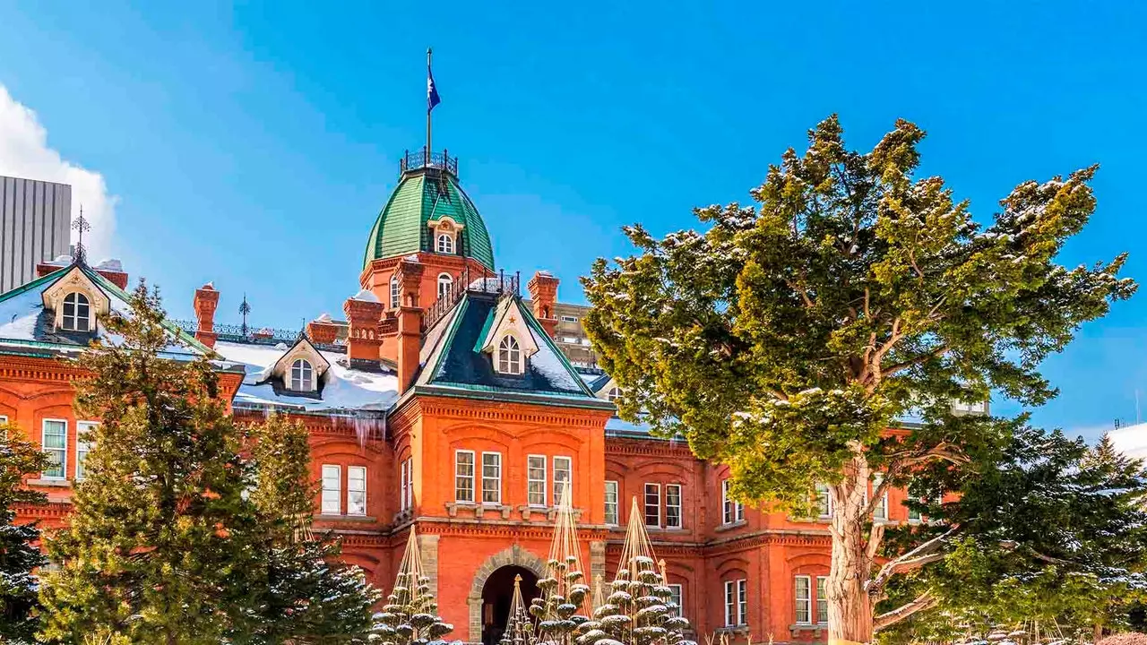 Hokkaido, the frozen Japan that you will fall in love with