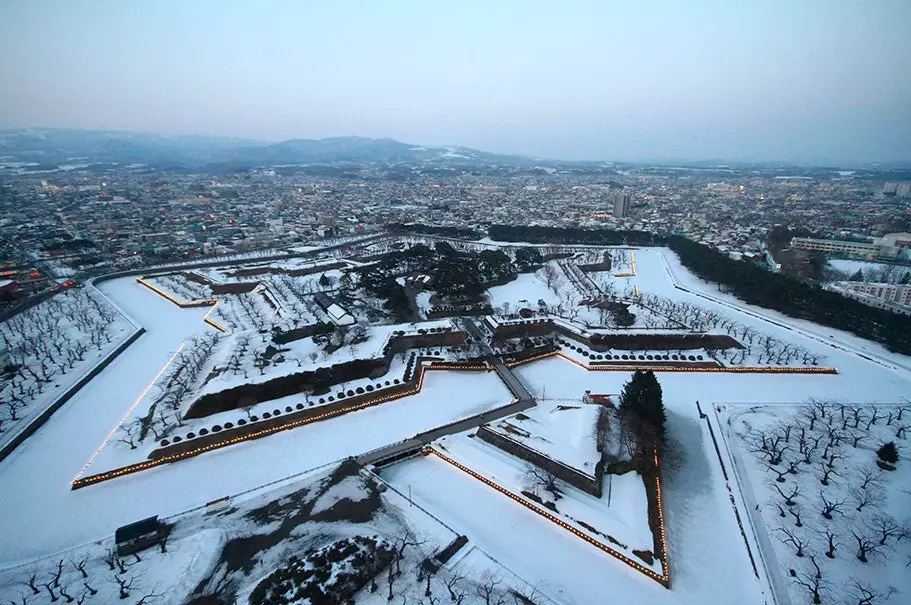 Goryokaku atraksi paling terkenal di Hakodate