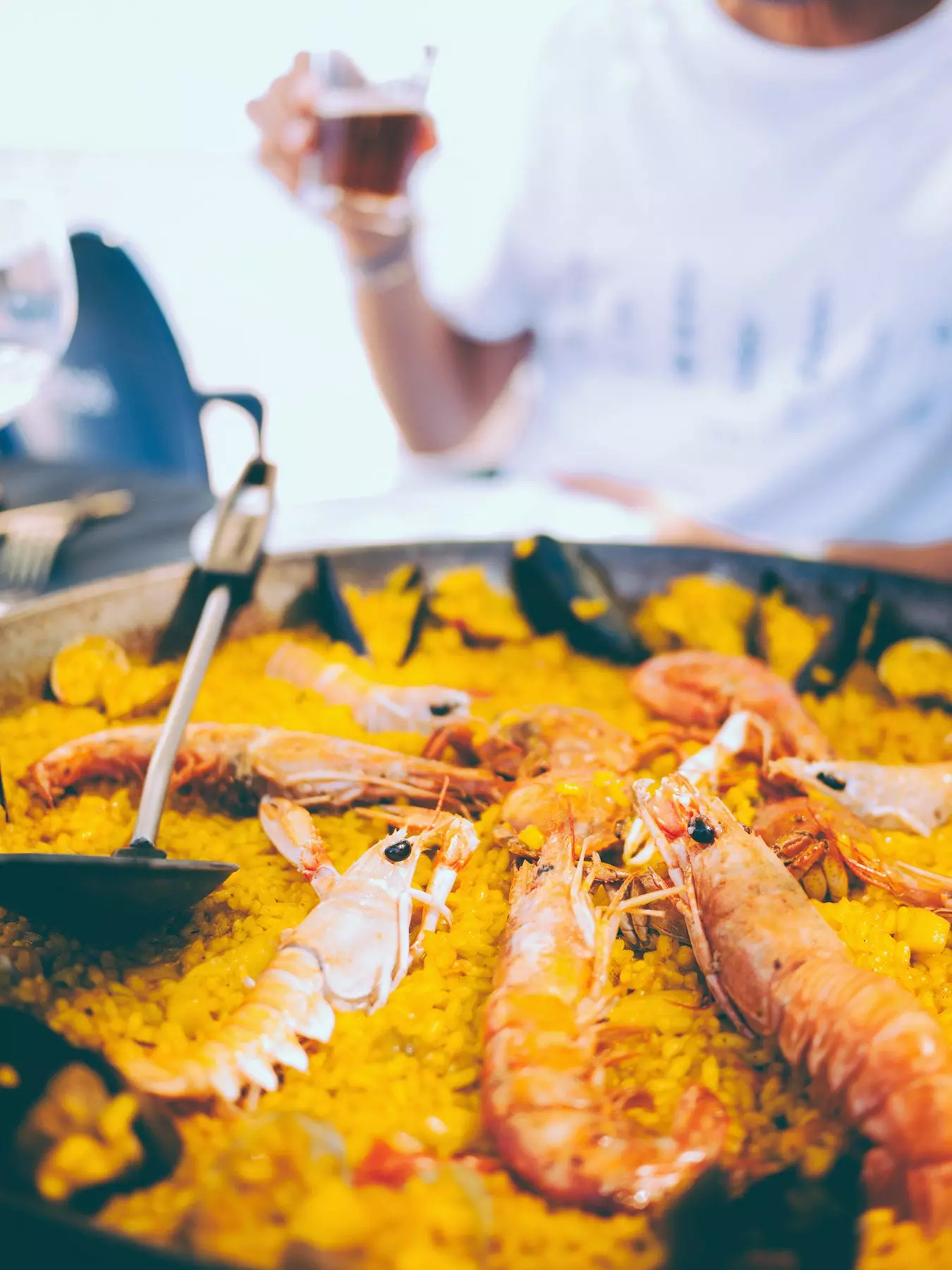 Yaxshi paella sifatli za'faronni talab qiladi