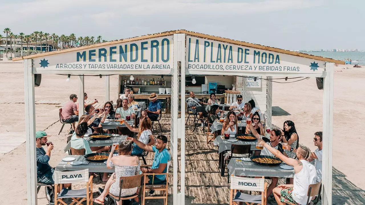 La Playa de Moda: tradycyjny bar na plaży powraca do La Patacona