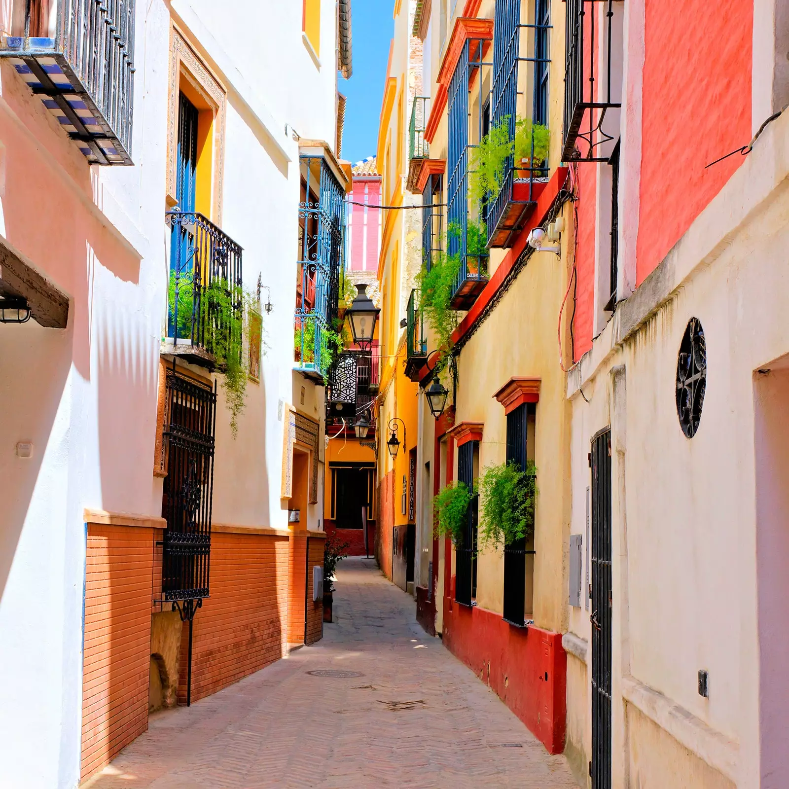 Let's wander through Seville