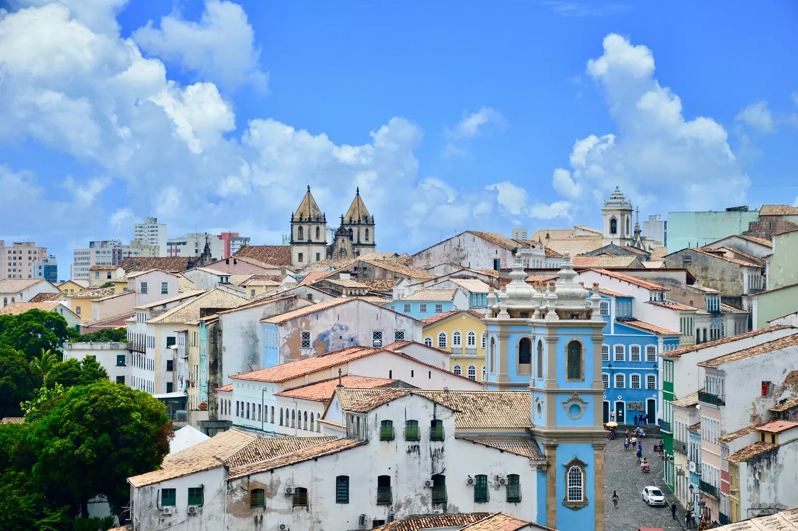 Udsigt over den koloniale skyline af Salvador de Bahia