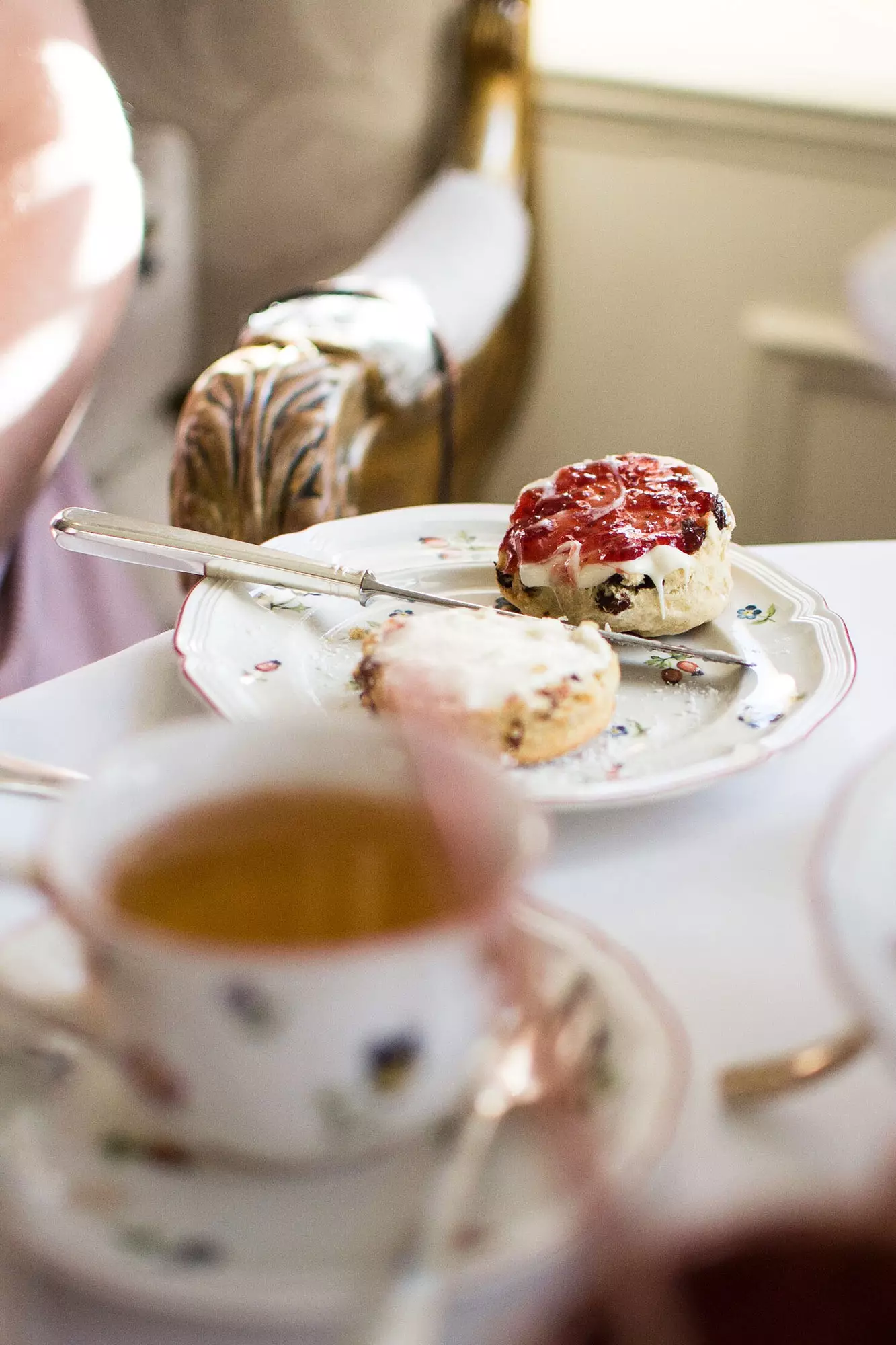 T cu produse de patiserie sau ce vrei tu, dar CEAI