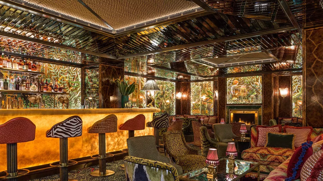 We sneak into the new Annabel's, one of the private clubs of London's elite