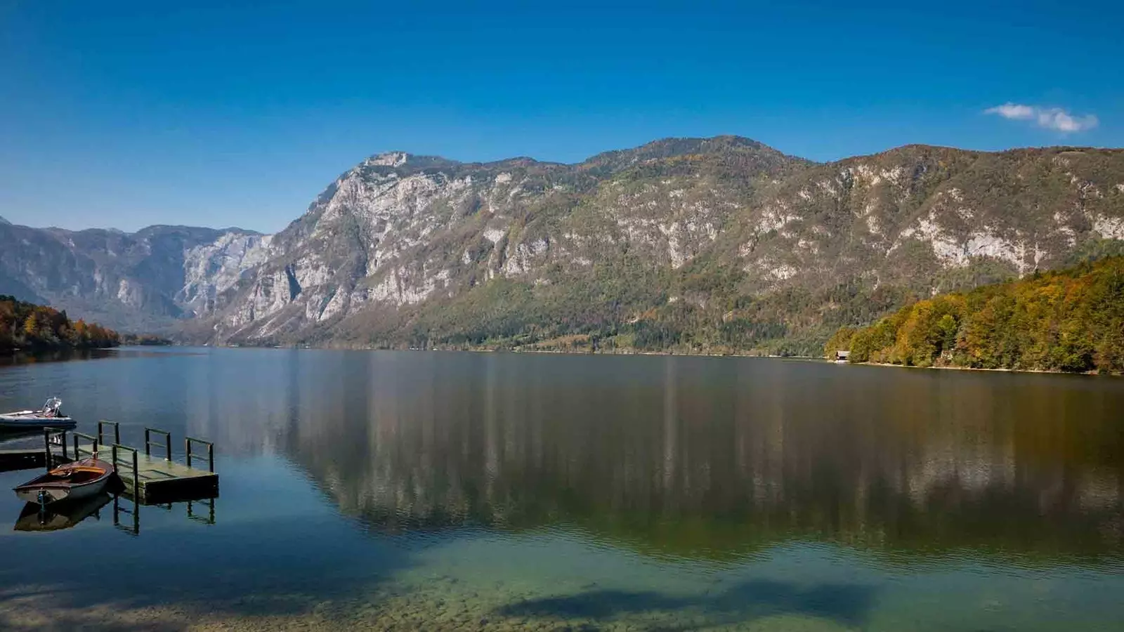 Bohinj järv Sloveenias