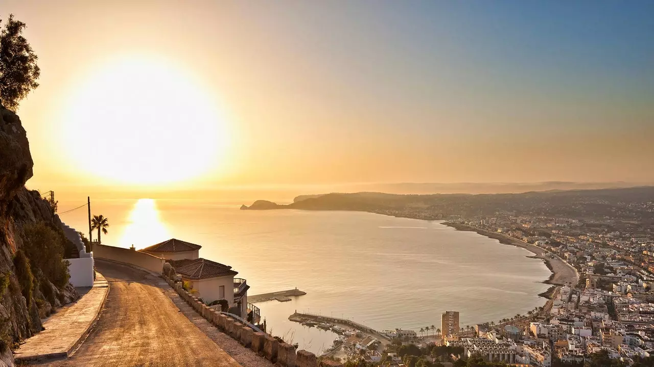 Alicante Marina Alta neden Madrid'in plajlarından biri?