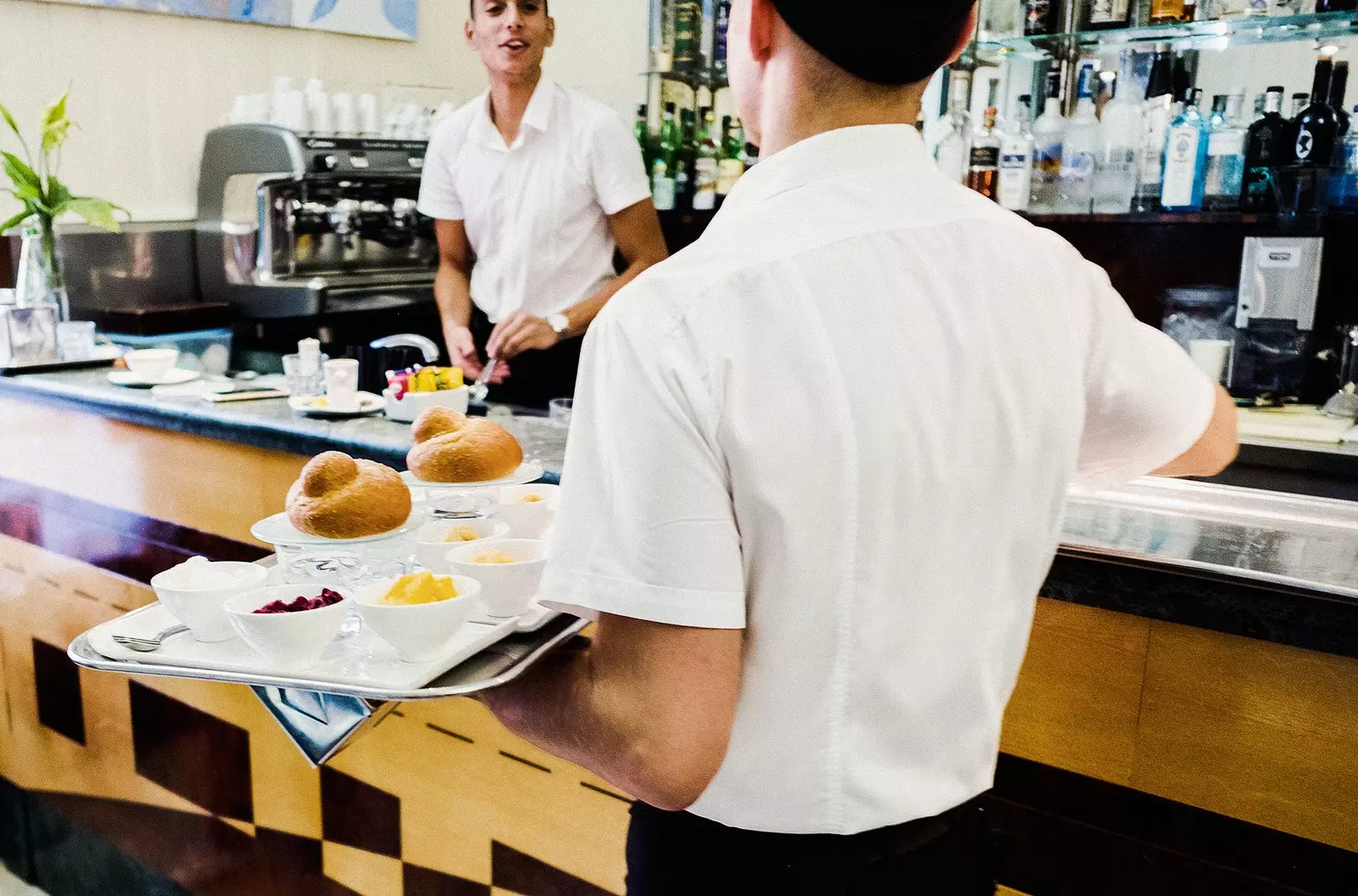 Leben im Caffè Sicilia