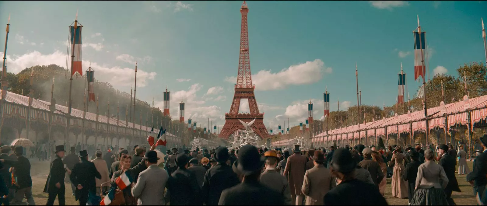 La Tour Eiffel construite pour le film.