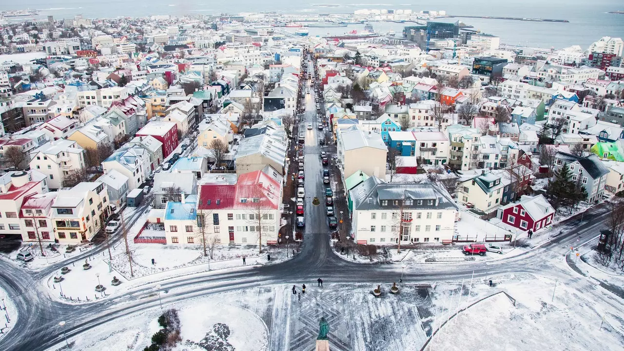 Рейкьявикийн хөтөч... Андреа Маак