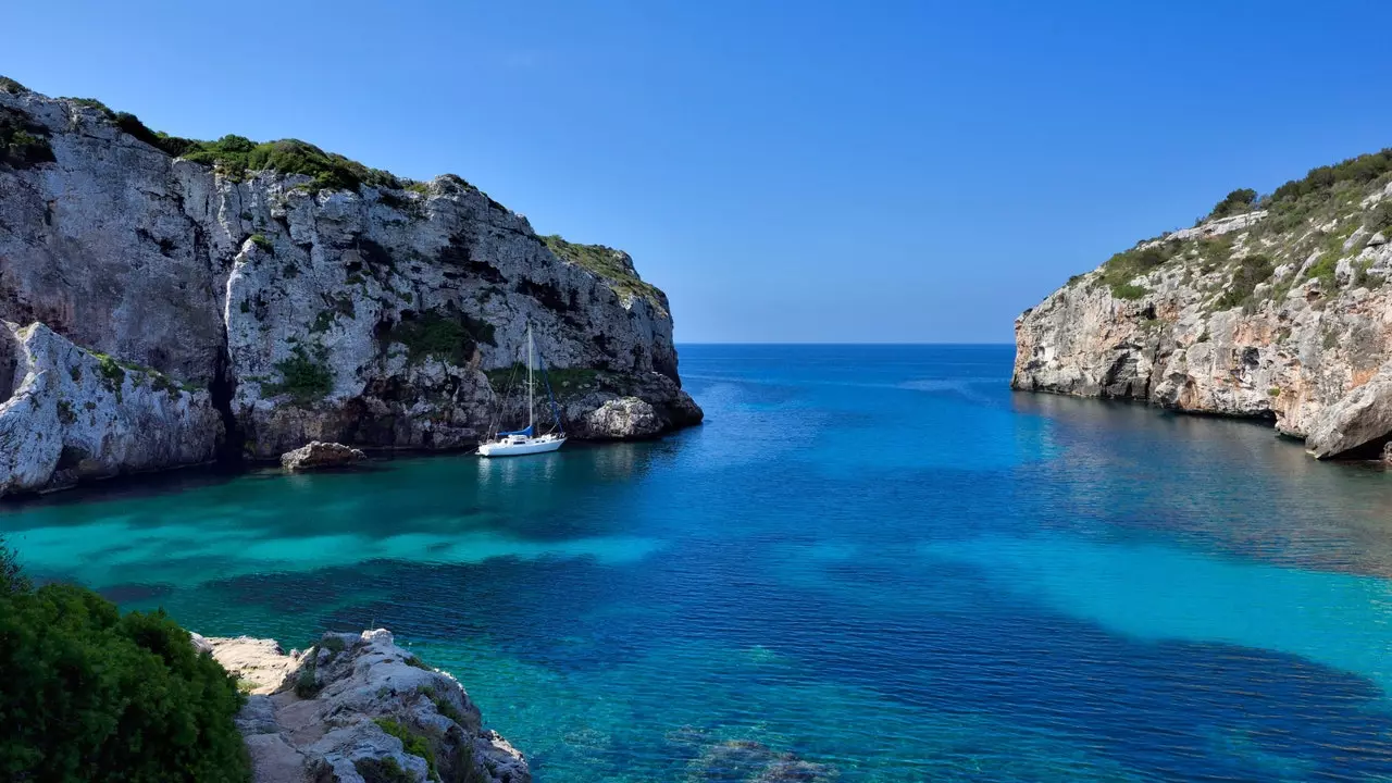 Route der Höhlen: Die Kajaktour durch die Höhlen von Menorca