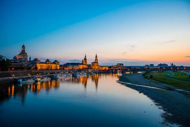 48 Stonnen zu Dresden