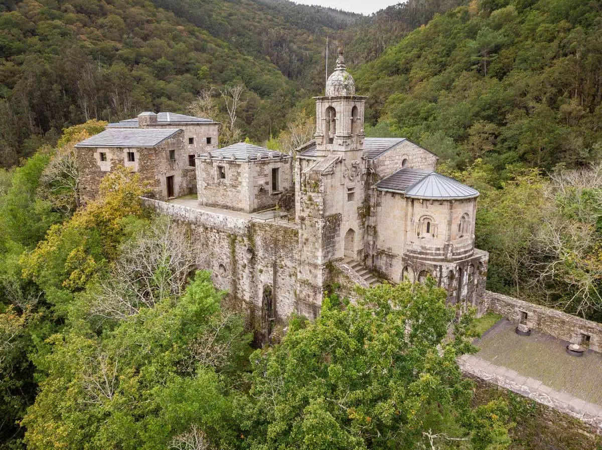 Biara San Juan de Caaveiro Taman Semula Jadi Fragas del Eume A Coruña Galicia.