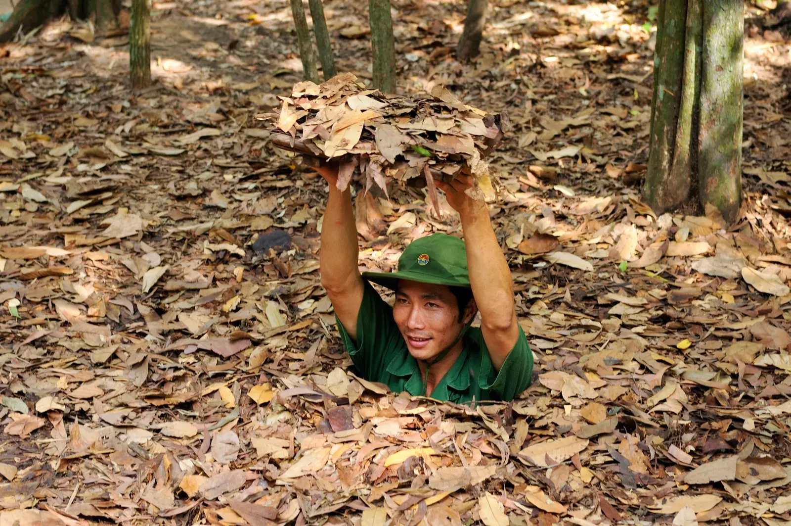 Cu Chi туннельдері