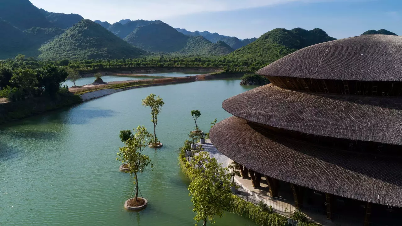 Midt i et naturreservat og under en enorm bambuskuppel: dette er den smukkeste restaurant i Vietnam