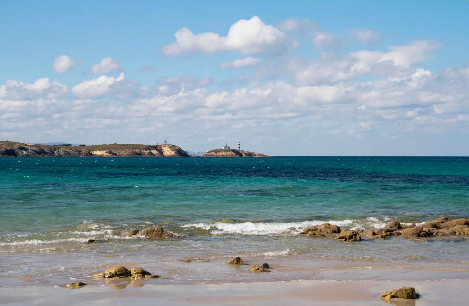 Plage d'Arnao de Figueras