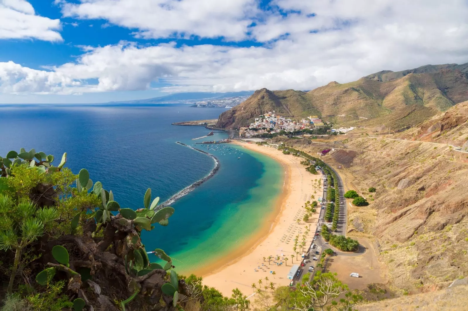 Las Teresitas-stranden bevakad av San Andrs Teneriffa