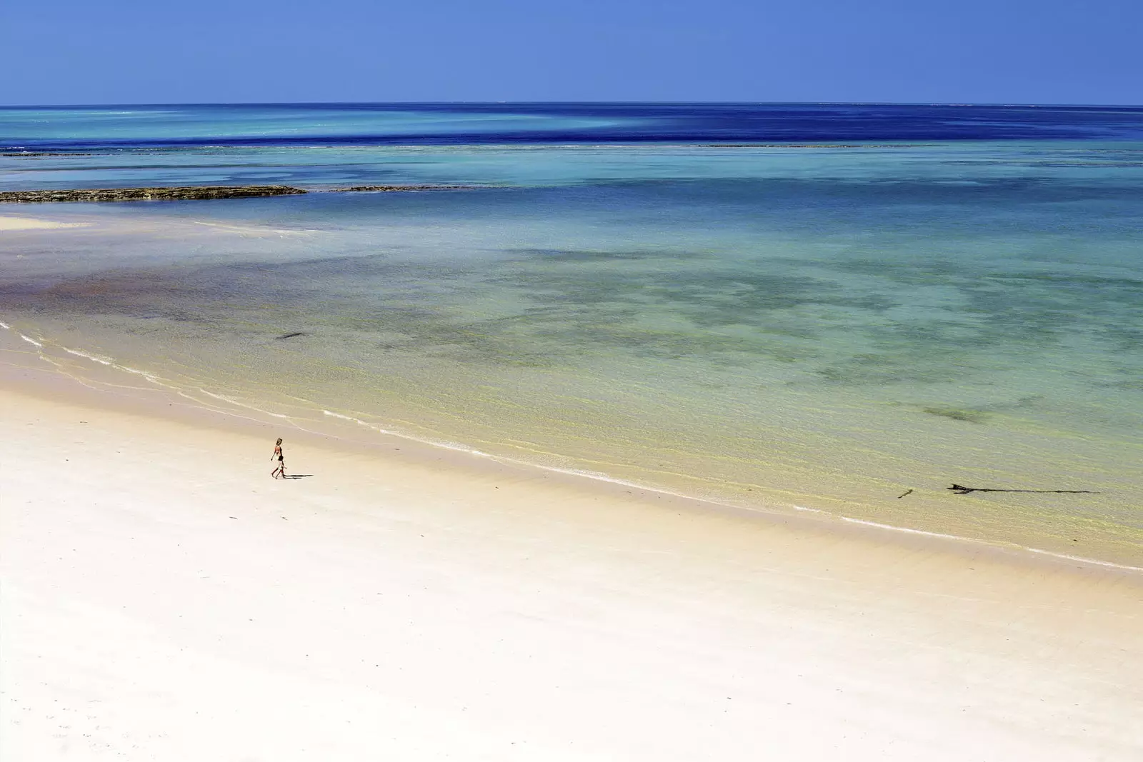 mozambiki tofo strand