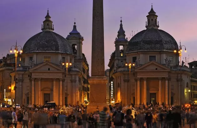 Obelisk Flaminio na námestí Piazza del Popolo