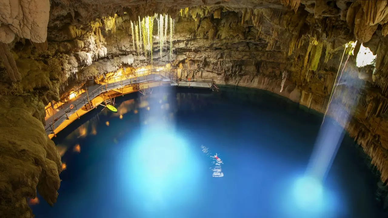 Chukum-Ha: et gëtt en neie Cenote fir a Mexiko ze besichen