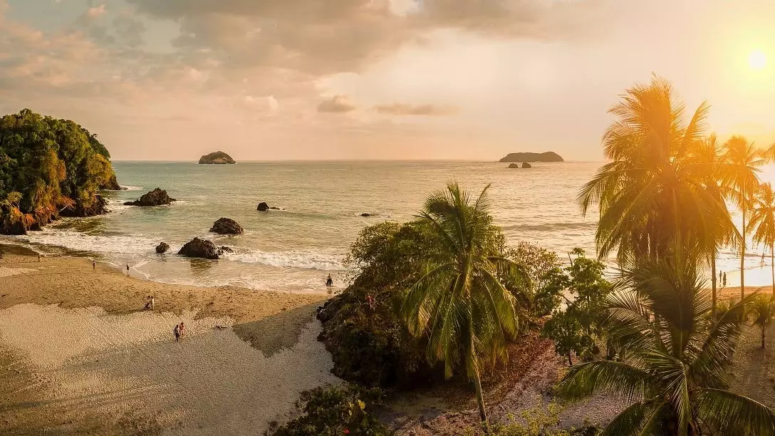 Ghid pentru Costa Rica cu... Carolina Sevilla