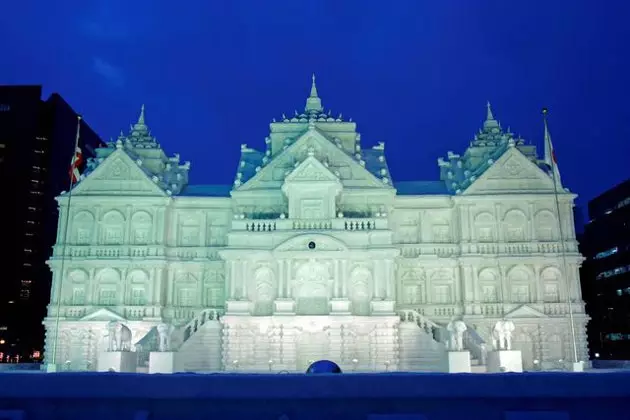 Schnéi Skulptur zu Sapporo