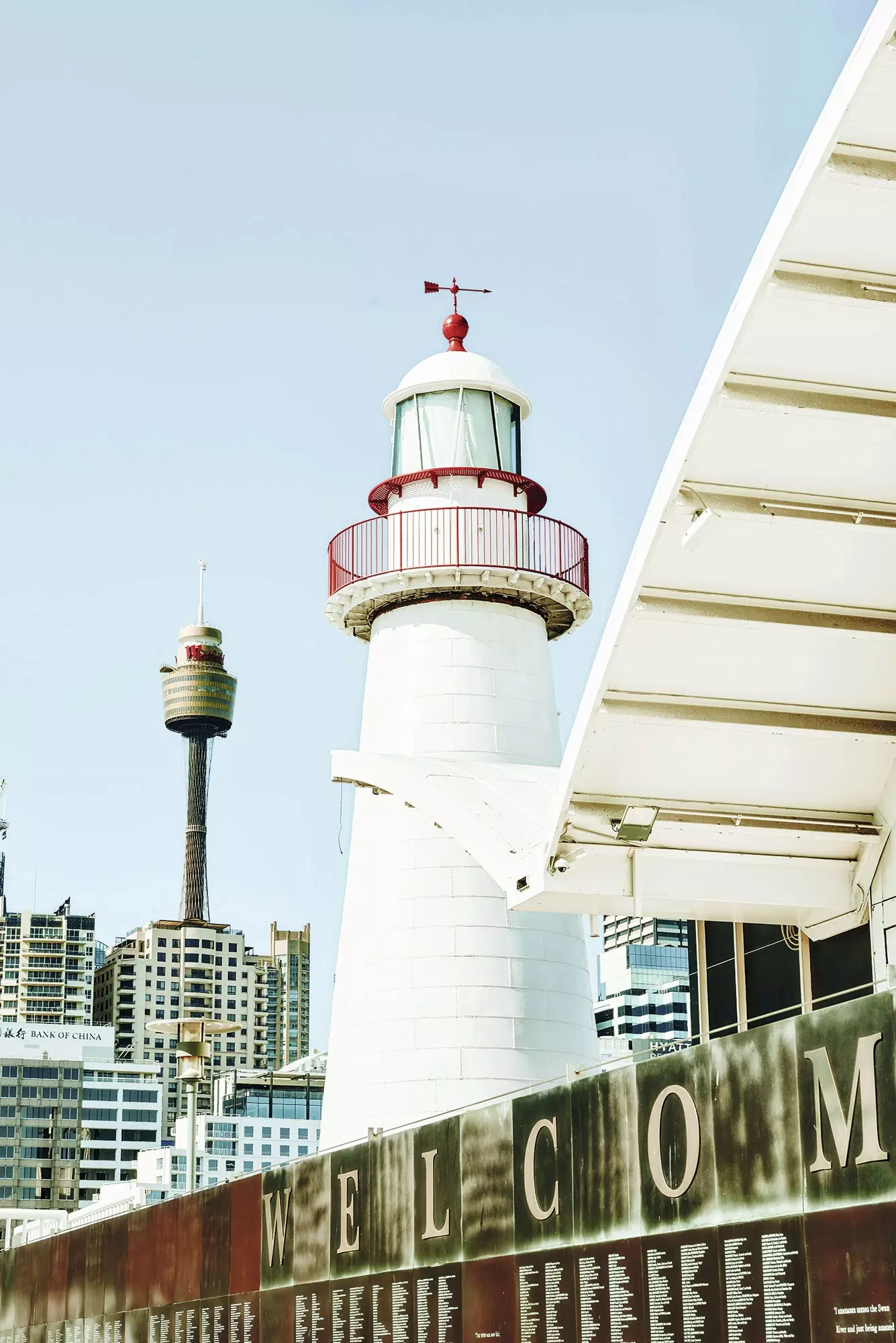 Телевизионна кула, гледана от Circular Quay