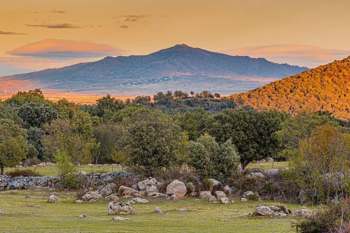 Západ slnka v Sierra de Guadarrama Madrid.