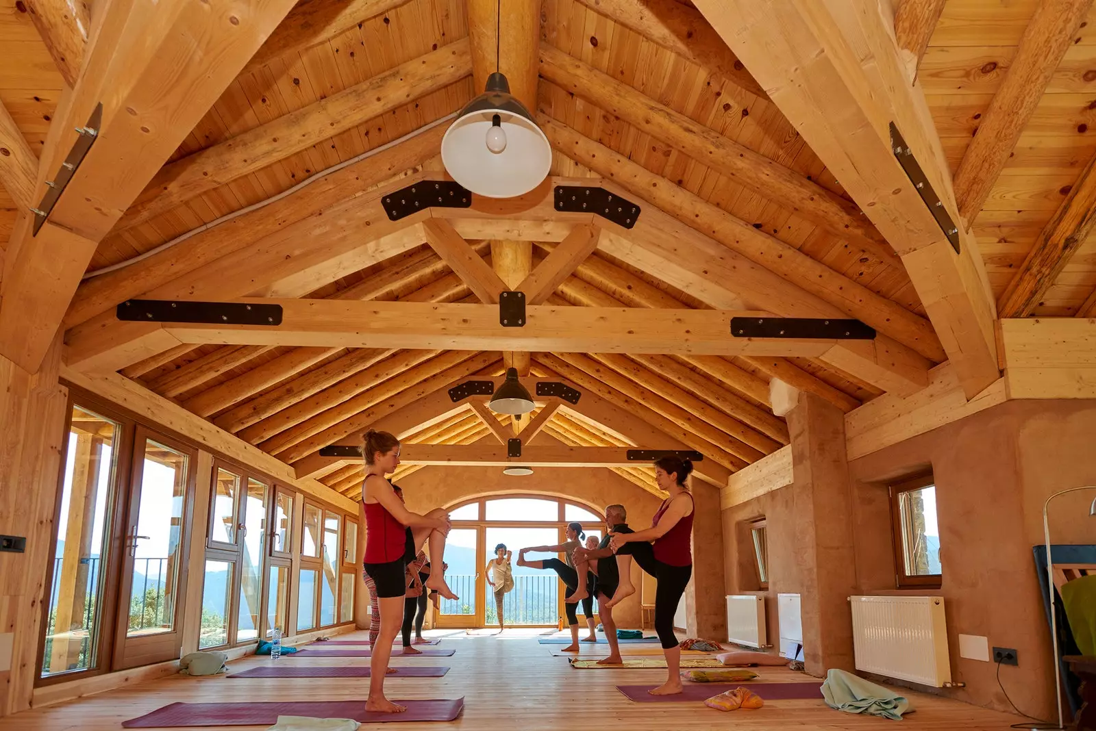 Casa Cuadrau Pyrenees aragons irtir yoga