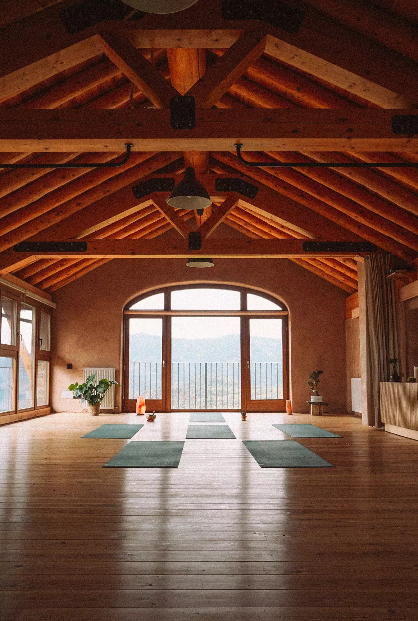 Casa Cuadrau Pyrenees aragons yoga retreat