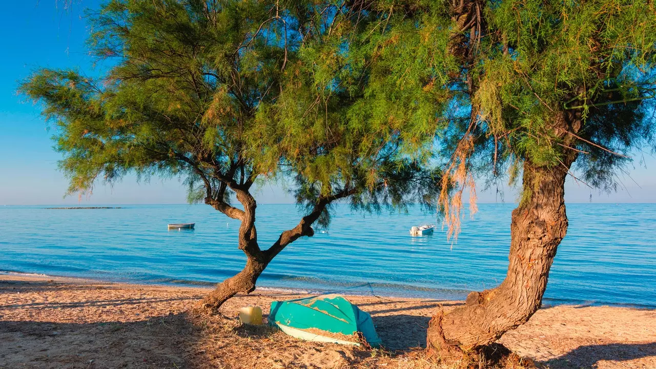 Bizhuteritë e Jonit që shkëlqejnë në thembër të Italisë