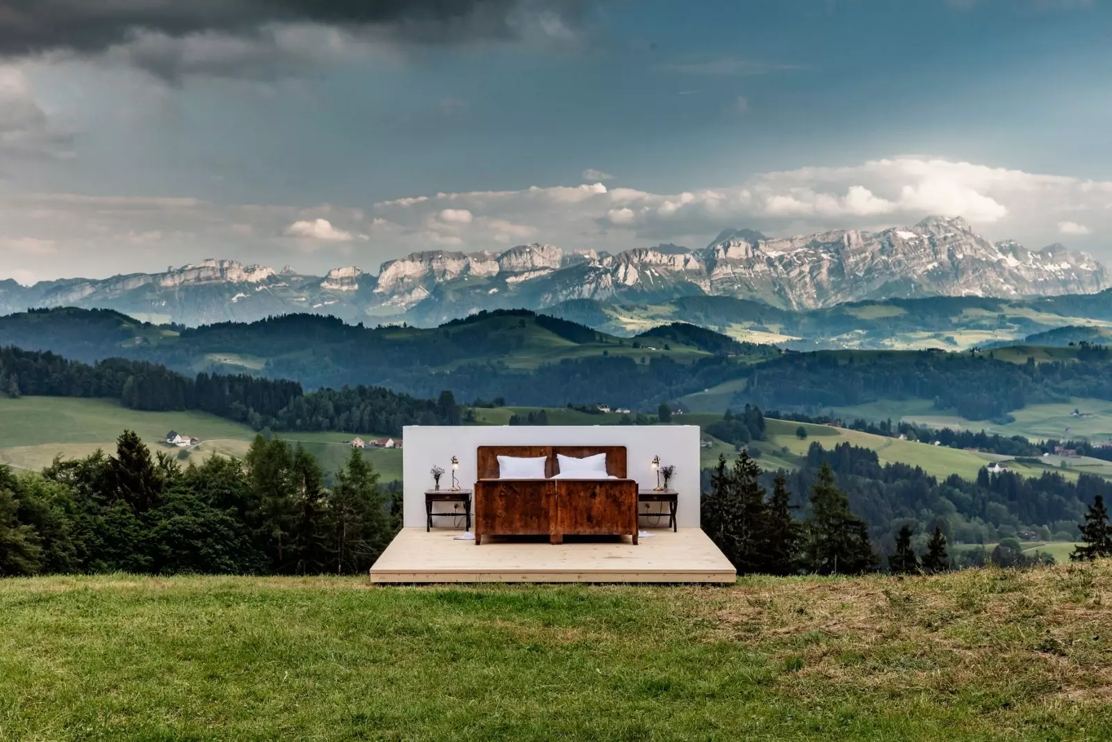 Dormir en Suisse en plein air l'hôtel parfait en temps de coronavirus