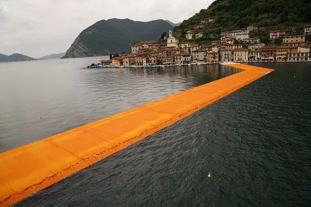 Iseo je italijansko jezero gdje možete hodati po vodi