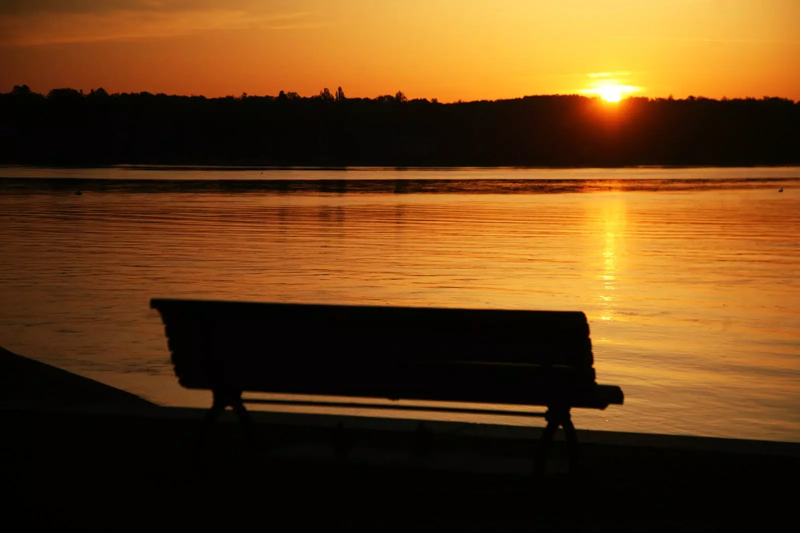 Lever du soleil au lac de Constance