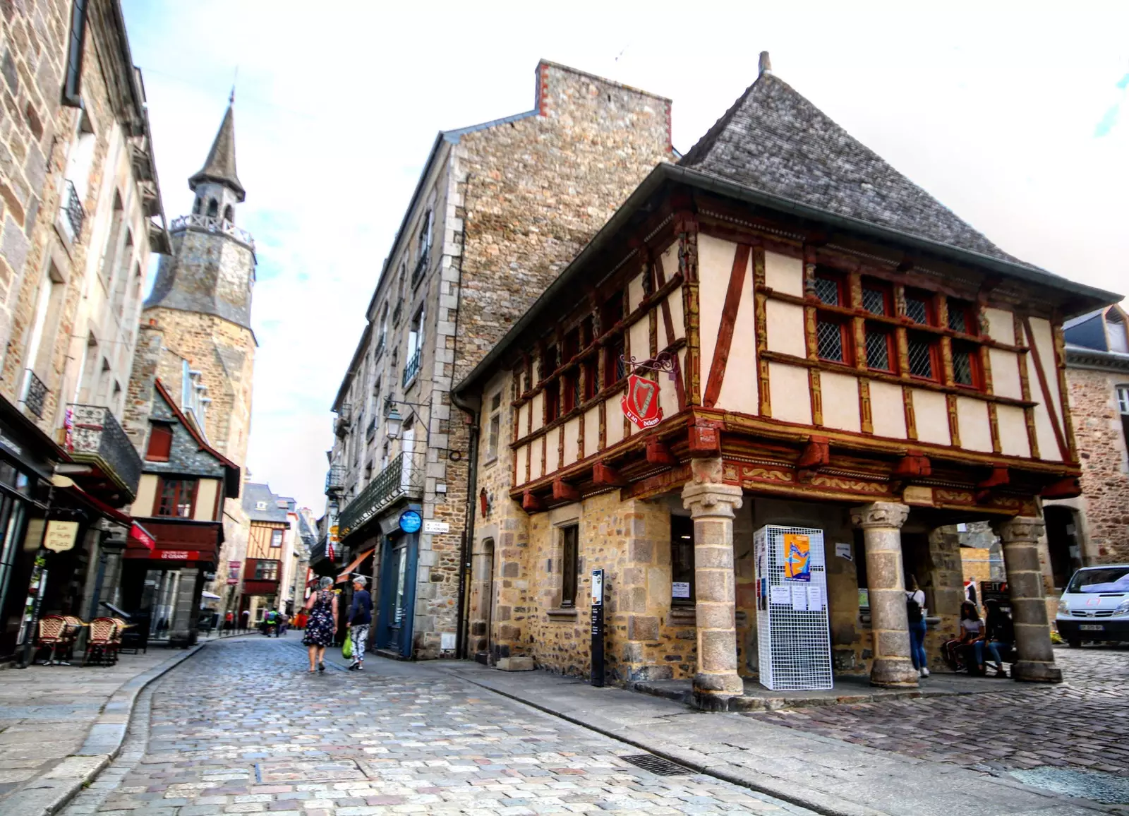 Sie nannten die Menschen in der Bretagne, die Liebhaber des Mittelalters lieben werden.