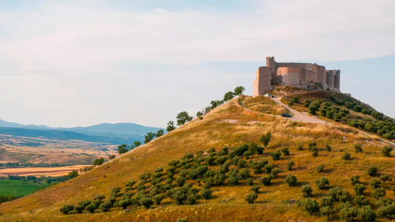 Jadraque, o paraíso do leitão, cabrito e migalhas