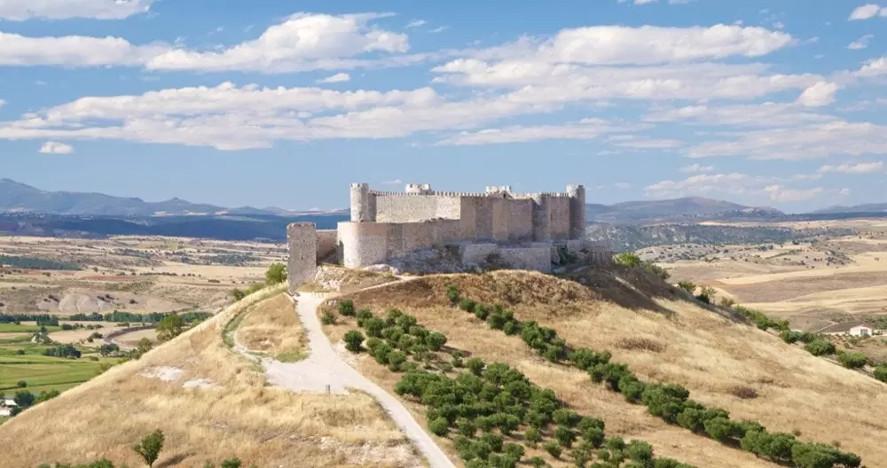 Замъкът Ядрак, наричан още замъкът на Сид.