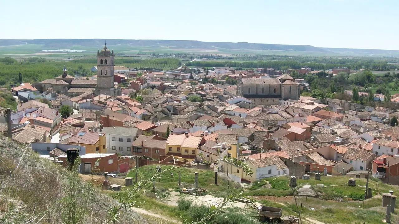 Getaway lejn Dueñas: dik Palencia li tidher, tittiekel u tinħass