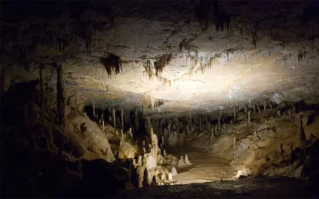 Cave of the Stalactites in the Altamira Museum