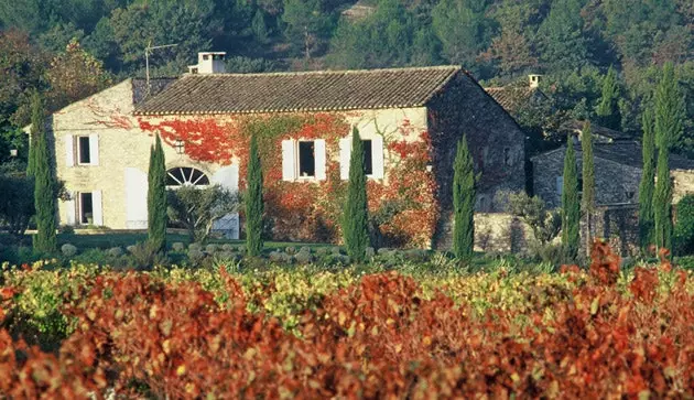 La Bastide de Marie-ն մեզ հորդորում է