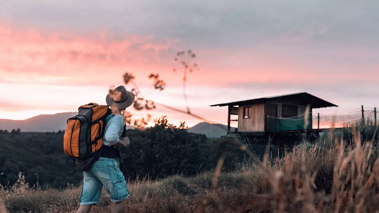 Uimotståelige trehus i en naturlig oase i Extremadura