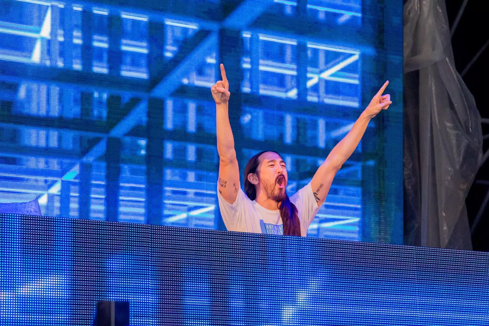 Steve Aoki in concert.