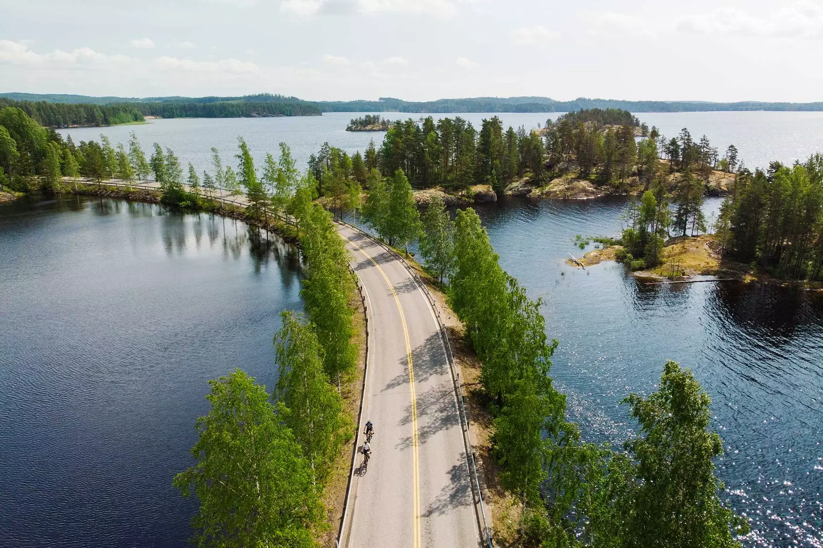 Rajoni i Mijë Liqeneve Finlandë