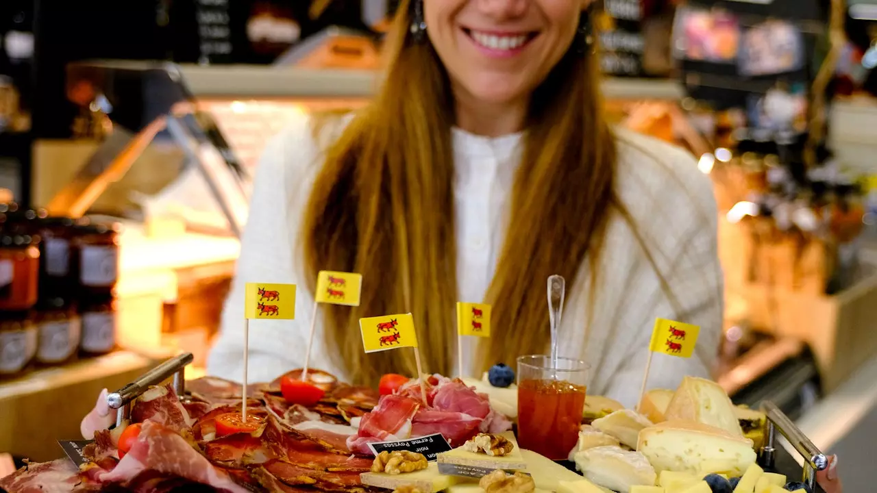 VISITGastrOH!: trendikäs ruokapaikka yhdistää Pohjois-Espanjan ja Etelä-Ranskan parhaat maut