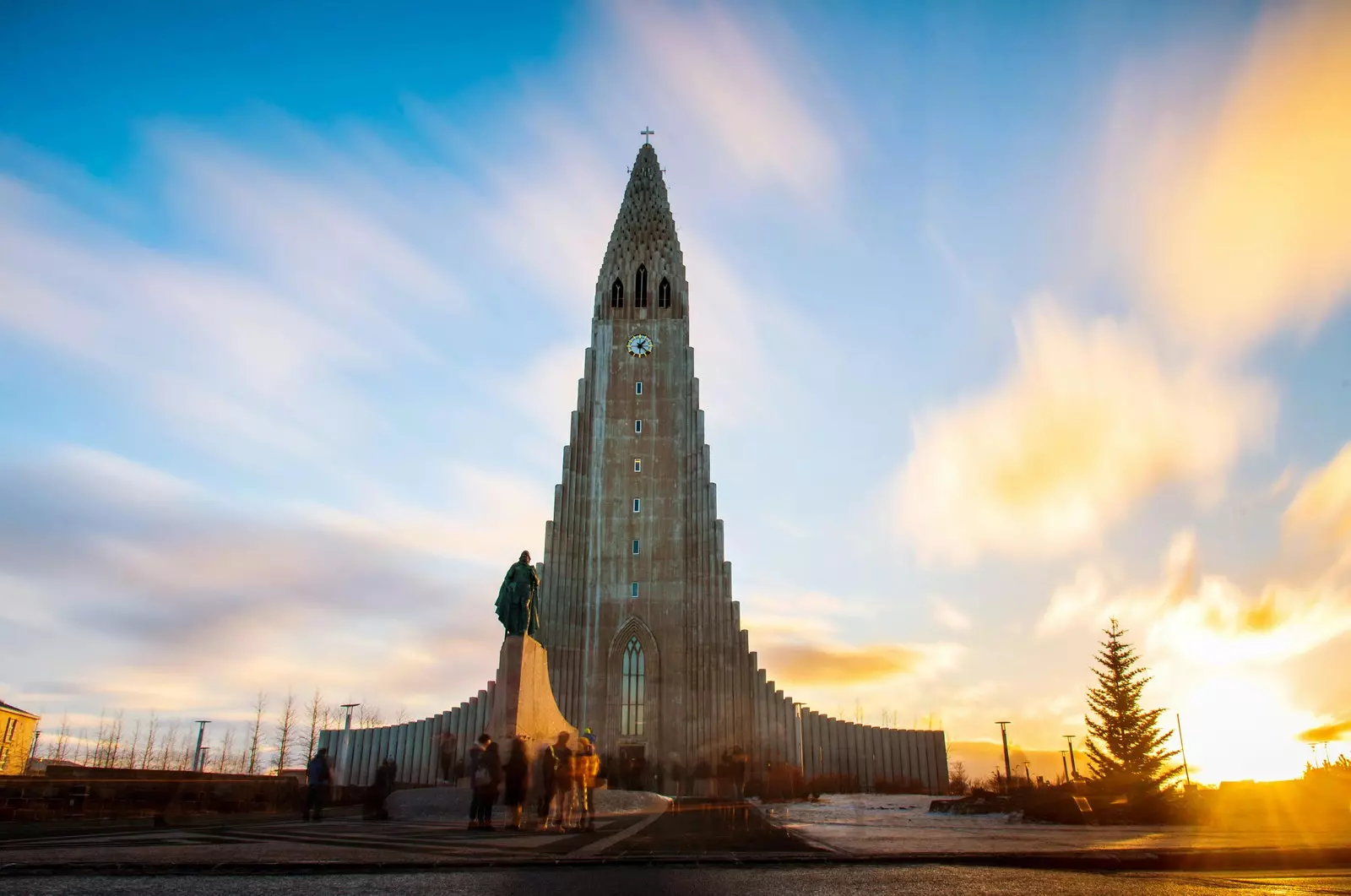 калисои Hallgrimskirkja.