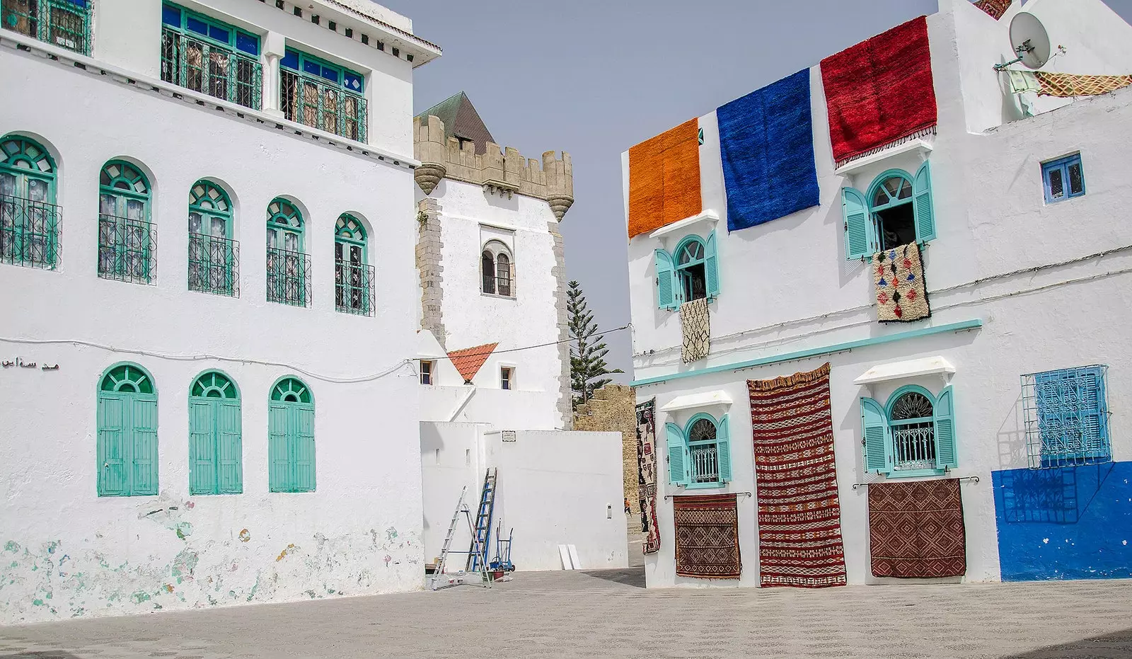 Asilah kota biru Maroko utara