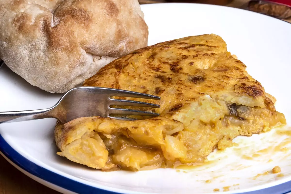 Er tortillaen på Cafs Tornasol en av de beste i Madrid