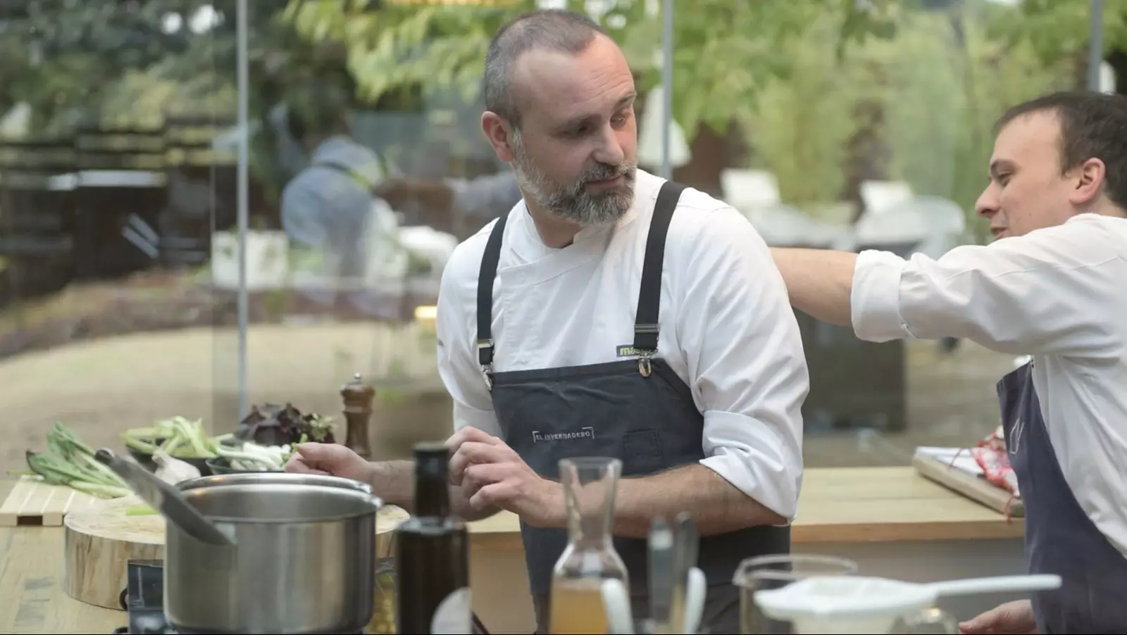 Wil je koken zoals je voorouders, deze serie video's laat je zien hoe je dat doet