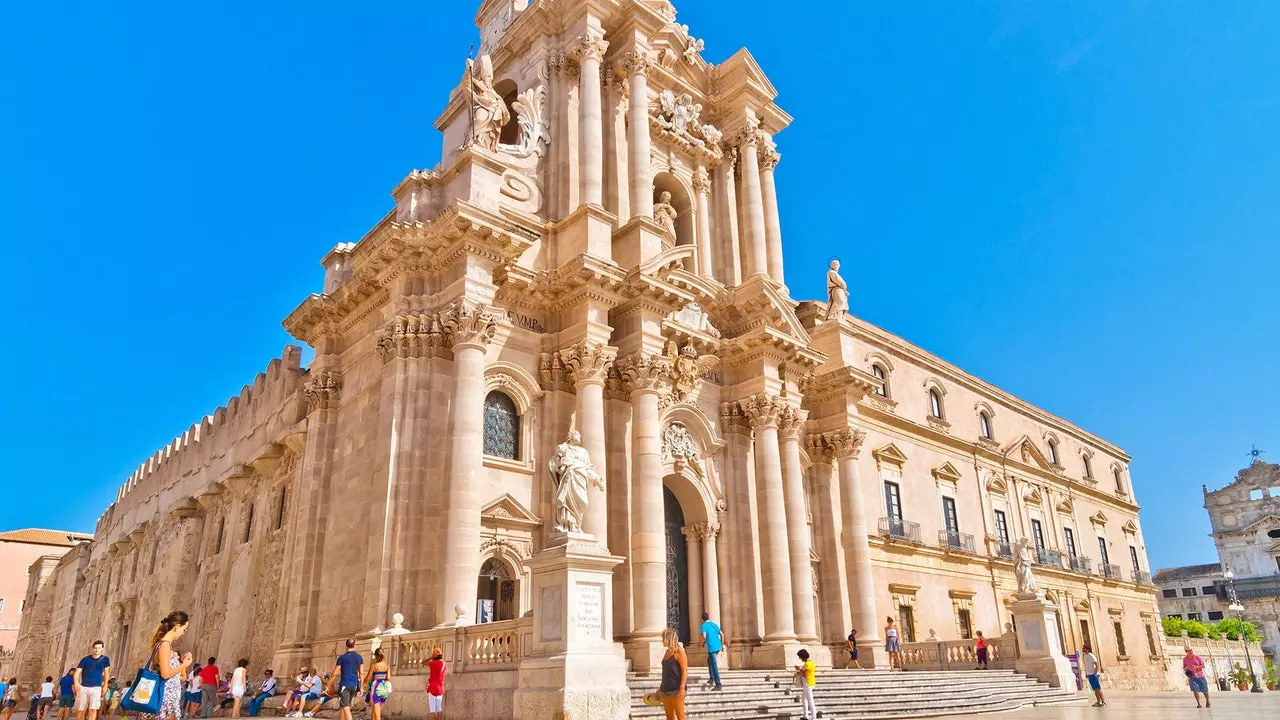 Siracusa, la signora siciliana