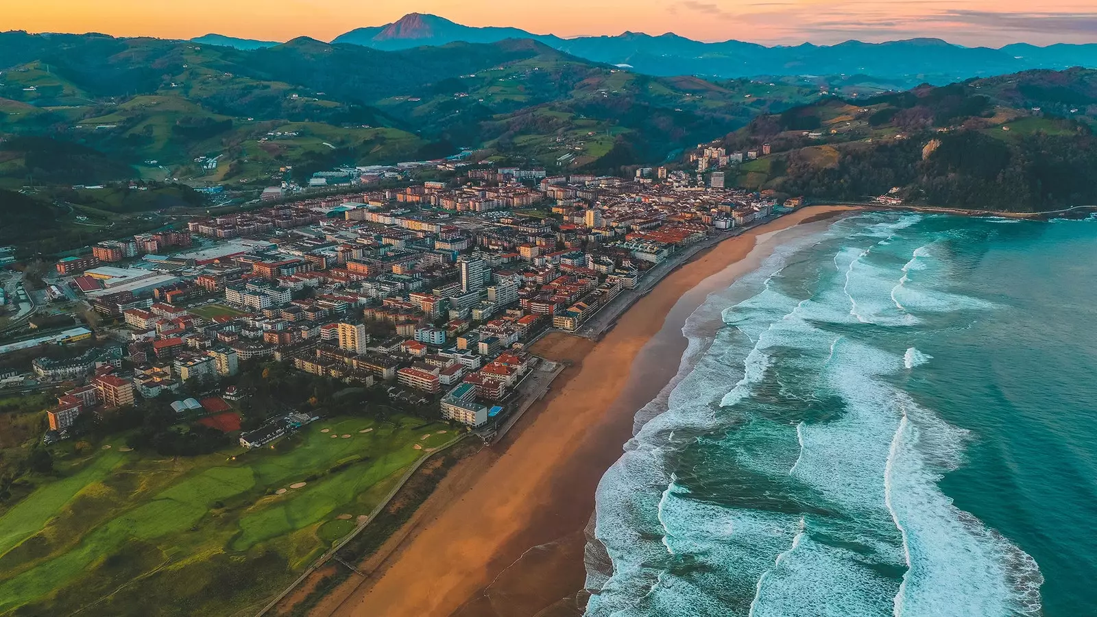 Vista area de Zarautz