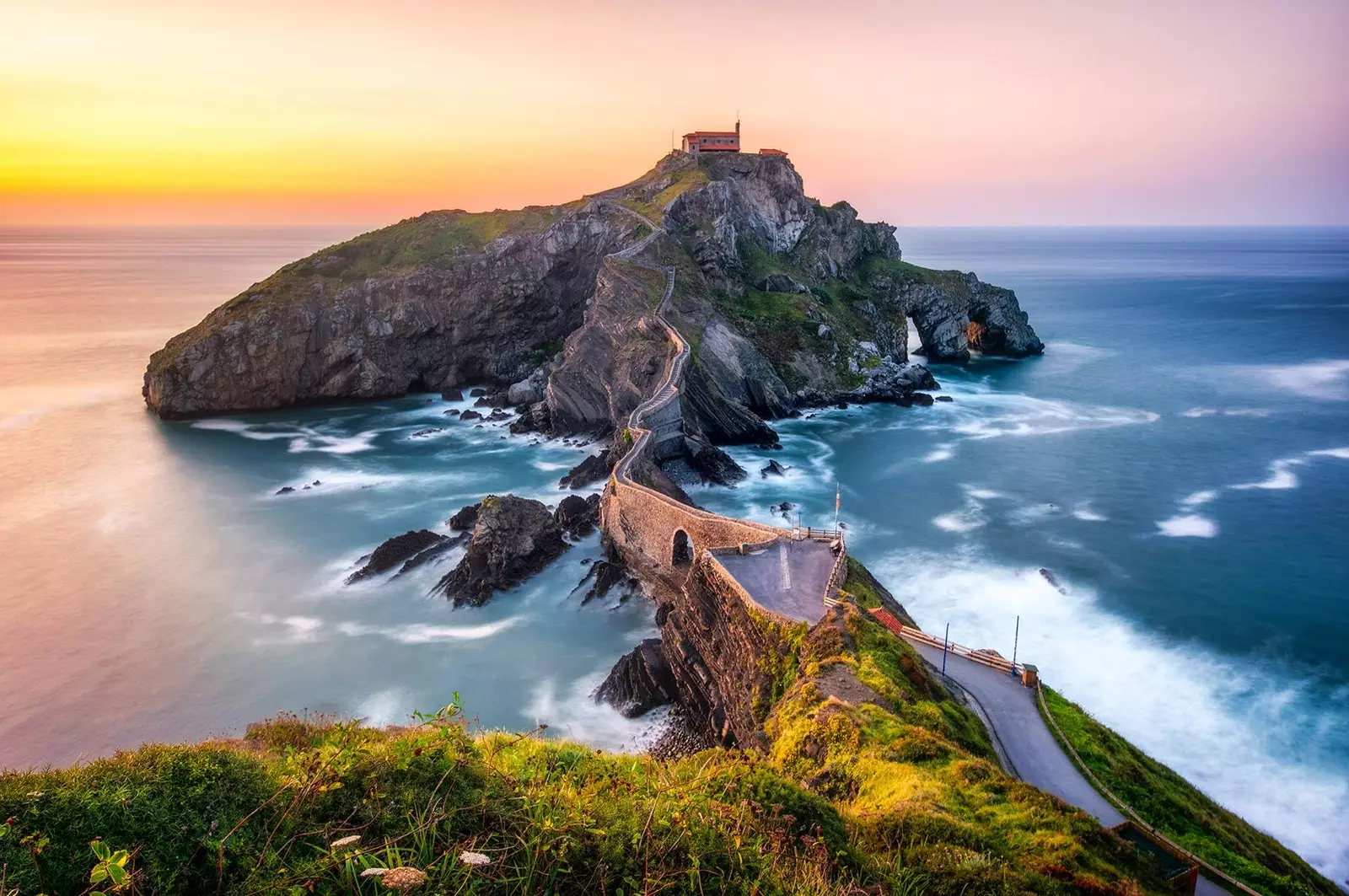 San Juan de Gaztelugatxe ბერმეოში